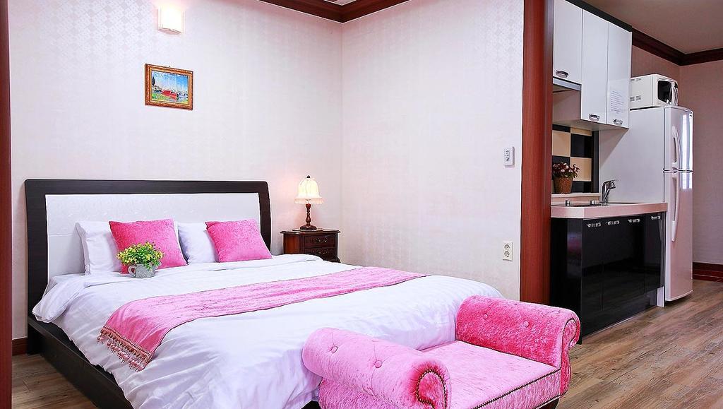 Jijunghae Pension Гиеонгджу Екстериор снимка