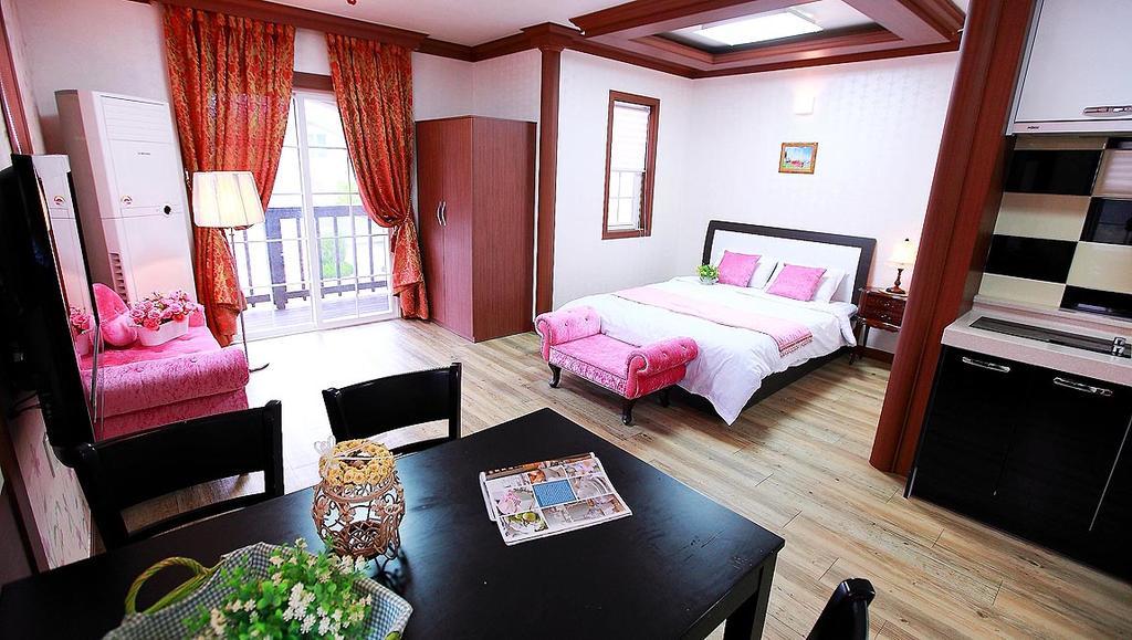 Jijunghae Pension Гиеонгджу Екстериор снимка