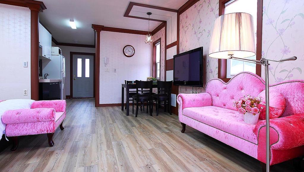 Jijunghae Pension Гиеонгджу Екстериор снимка