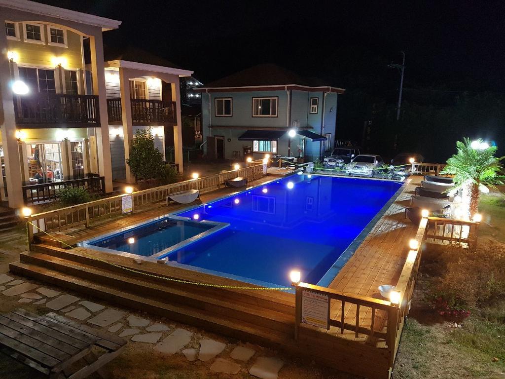 Jijunghae Pension Гиеонгджу Екстериор снимка